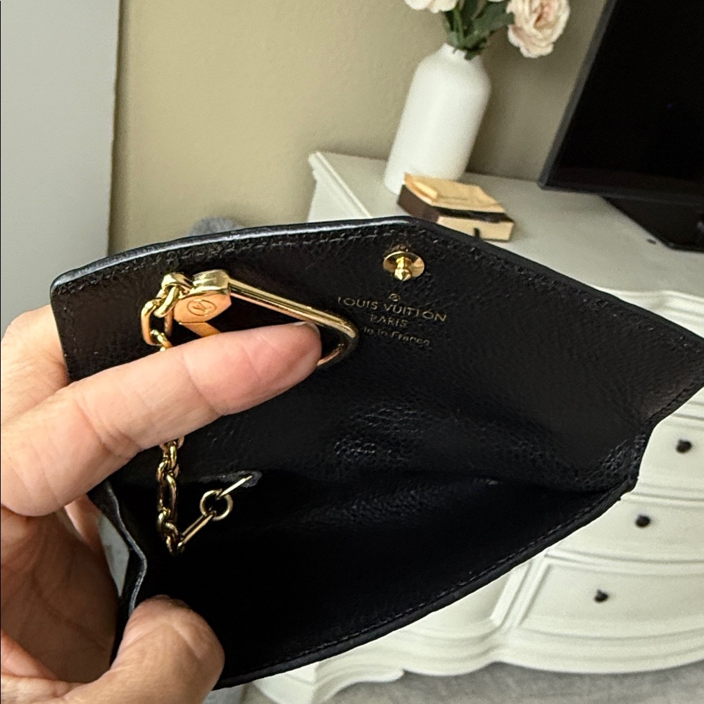 Louis Vuitton Noir Empreinte Key Pouch - Picture 10 of 16